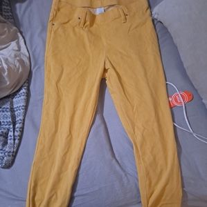 Yellow Capri pants medium
